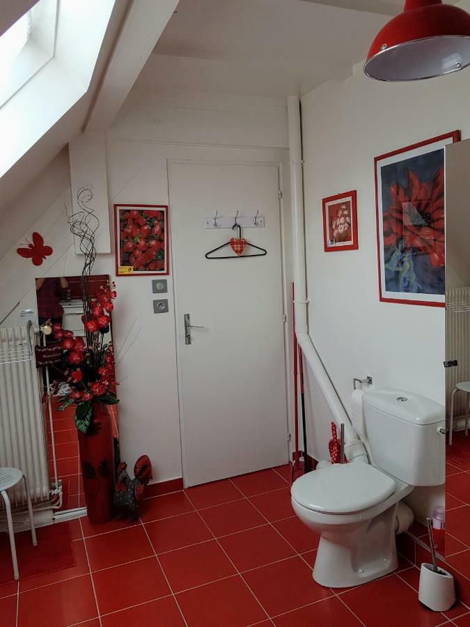 Le Nid Fleuri De Cravanche Экстерьер фото